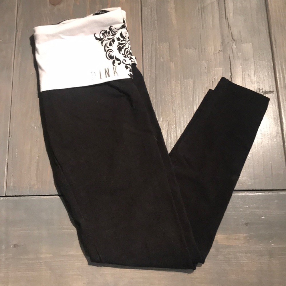 Pink yoga leggings